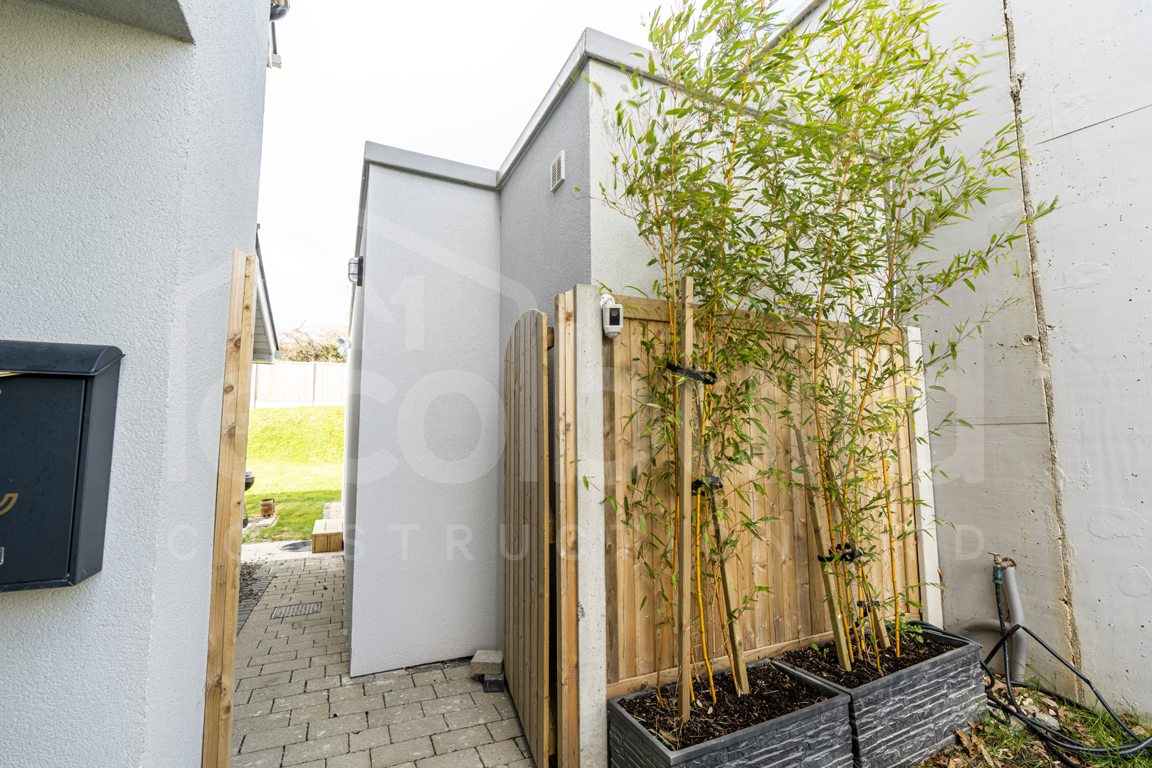 8.8m x 2.6m Office Garden Studio – Wicklow